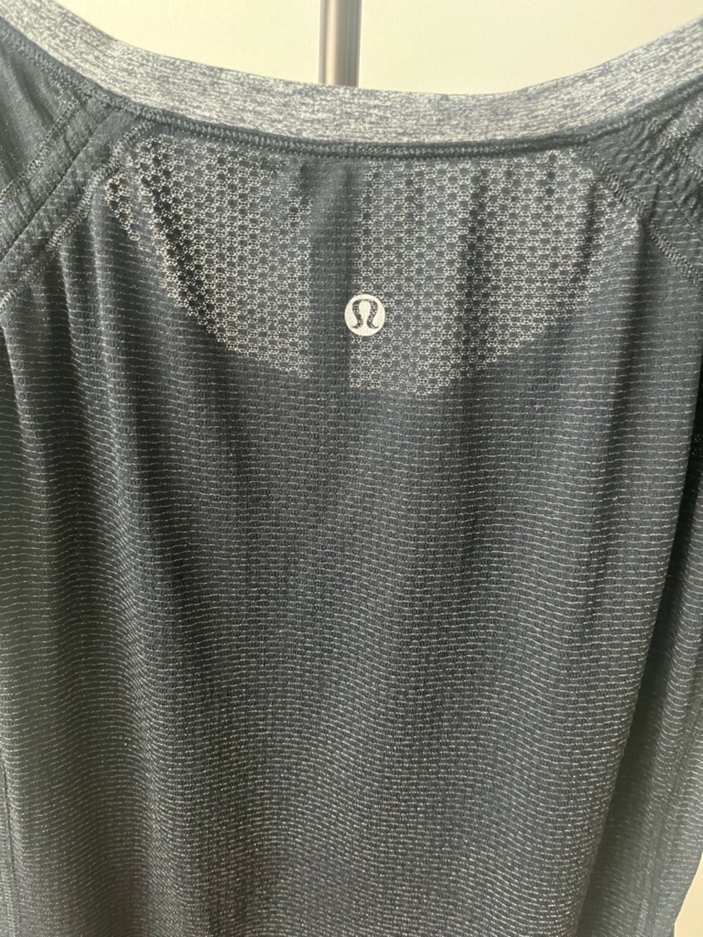 Lululemon Women’s Black Short-Sleeve Athletic Top with Heather Trim - Picture 3 of 6